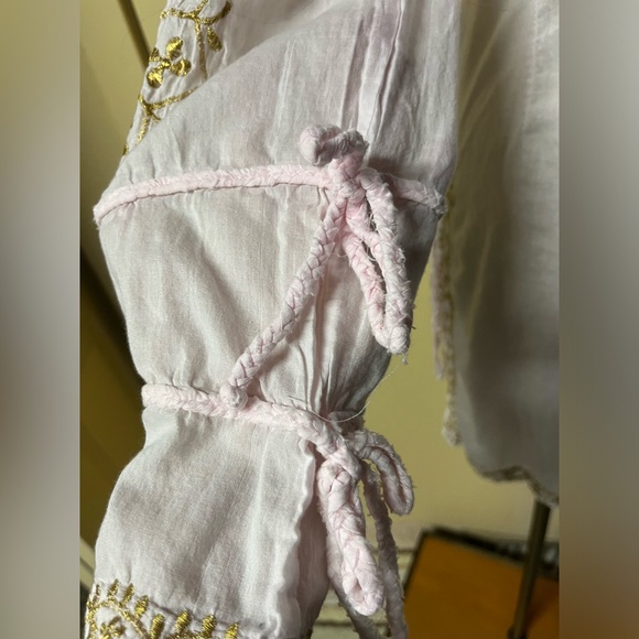 Letarte boho chic handmade coverup - pink with gold embroidery - Picture 5 of 7